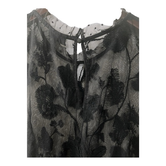 Who What Wear Black Lace  Embroidered Floral Design Top Size XL (see through) - Picture 5 of 8